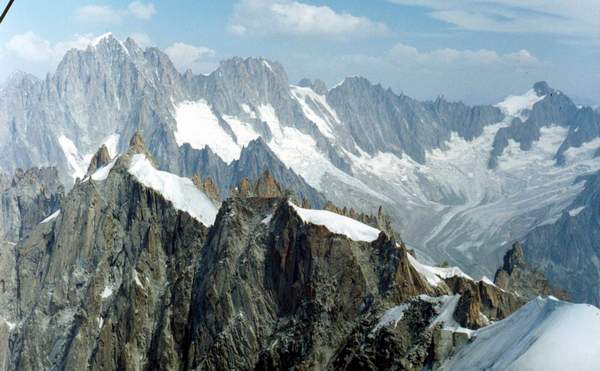 ��� �� ��������� �������� ���� Aiguille du Midi (h=3842)